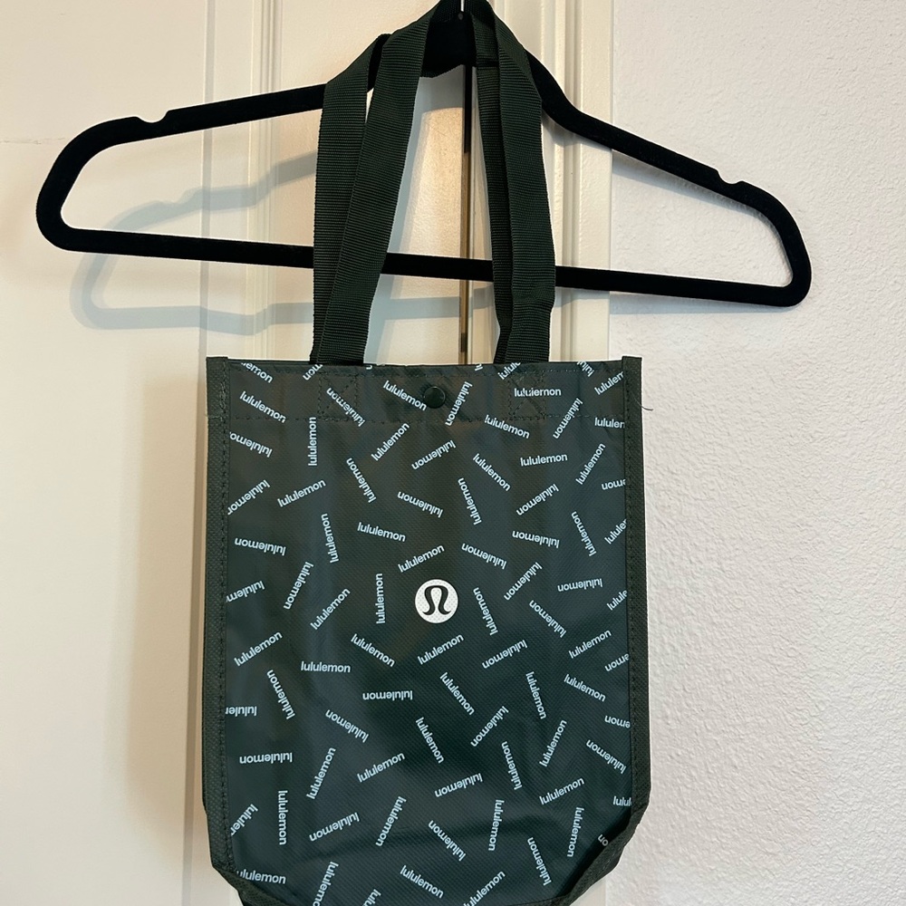 Lululemon Green Tote Bag